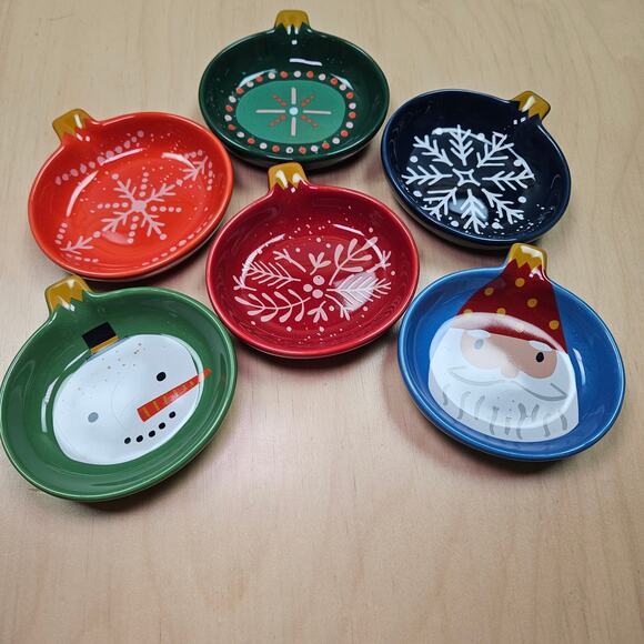 Danica Jubilee Set of 6 Pinch Bowls | Christmas Charms NEW W/Box 2 oz Nestable - Picture 1 of 8